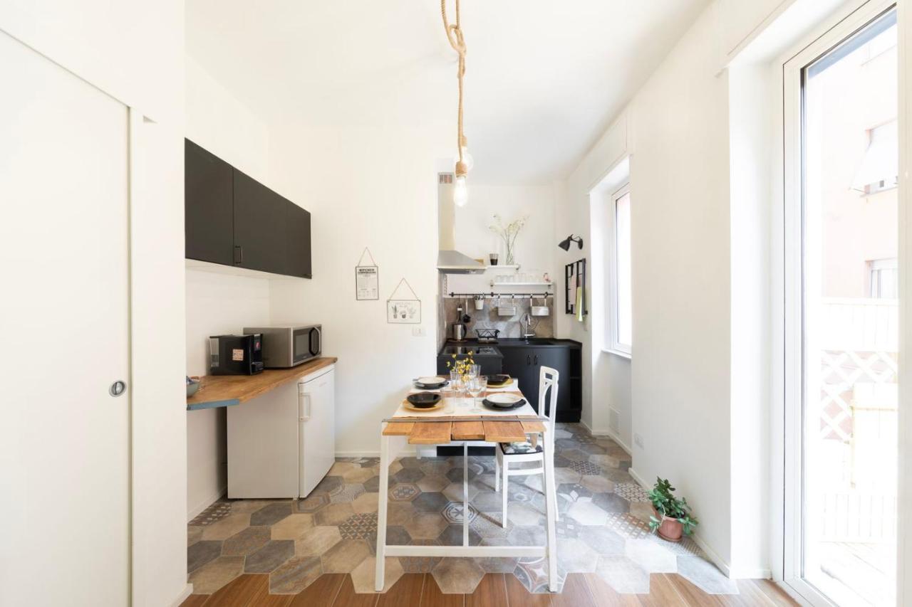 Happy Travelers Apartment By Holiday Solutions 코모 외부 사진